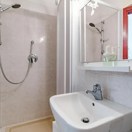 Red Passion Cernobbio